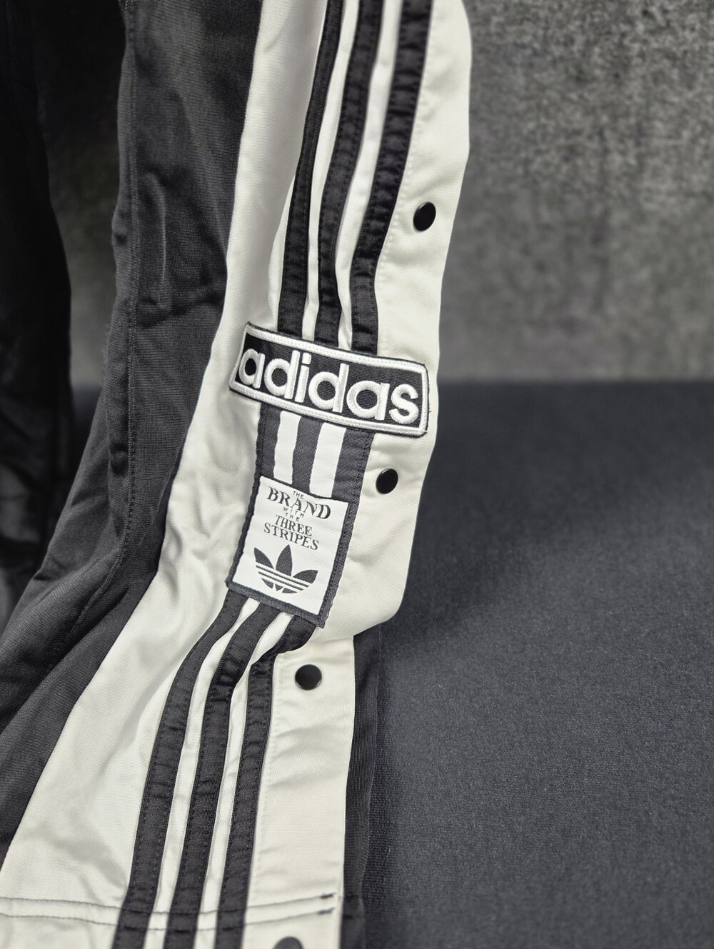 Adidas Adibreak Pants Womens Small Black Elastic Waist Retro Striped Relaxed - Picture 2 of 7